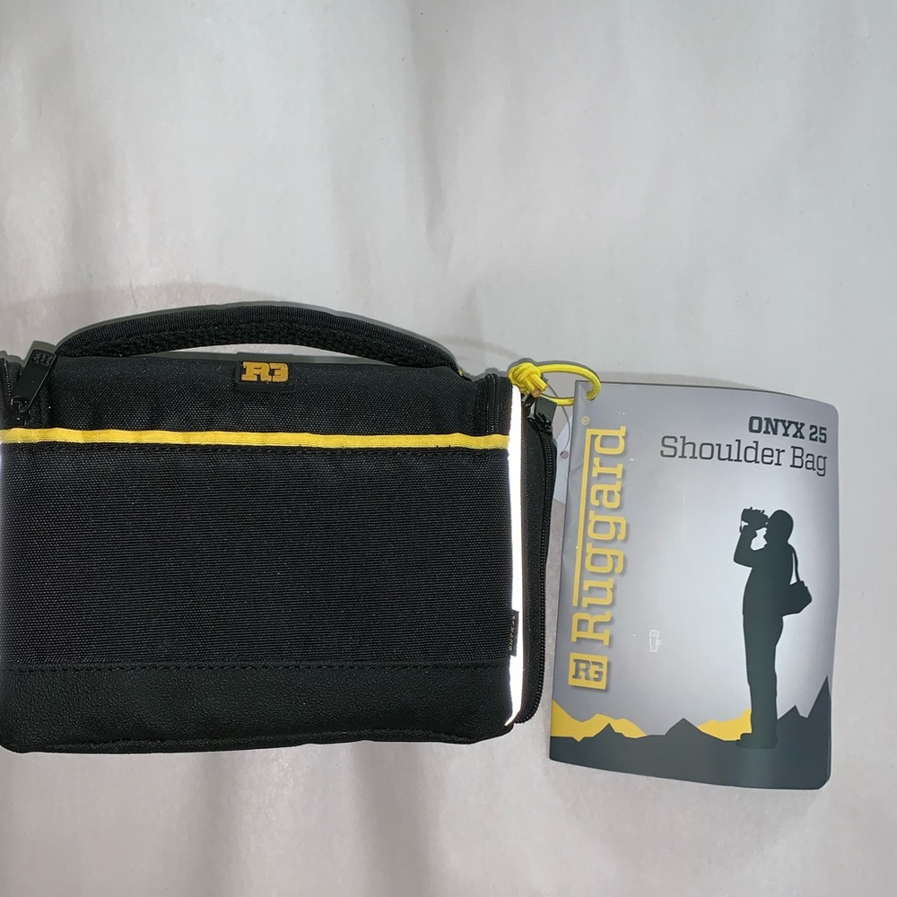 NWT Ruggad Small Ballistic Nylon CAMERa bag